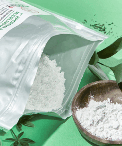 Product Name HubisLab e+ Epiderma A.C Control Modeling Mask 1kg Description This professional modeling mask is formulated to support clear, balanced skin. Infused with Tea Tree Leaf Extract and Portulaca Oleracea Extract, it helps absorb excess oil, remove impurities, and calm skin stressed by environmental factors. The cooling, occlusive texture leaves skin feeling refreshed, smooth, and refined after treatment. Skin Type • Blemish-prone skin • Oily and combination skin How to Use After cleansing, add the powder to a clean rubber bowl. Mix with water at a 1:5 ratio using a spatula until smooth. Apply evenly over the face immediately. Leave on for 15–20 minutes until set, then gently remove from the edges upward. Key Ingredients Diatomaceous Earth, Zea Mays (Corn) Starch, Algin, Portulaca Oleracea Extract, Melaleuca Alternifolia (Tea Tree) Leaf Extract, Sodium Hyaluronate